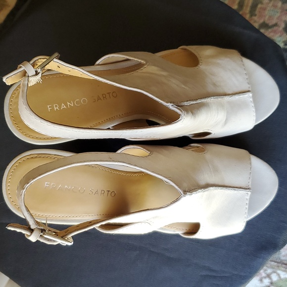 Sandals - Picture 3 of 4